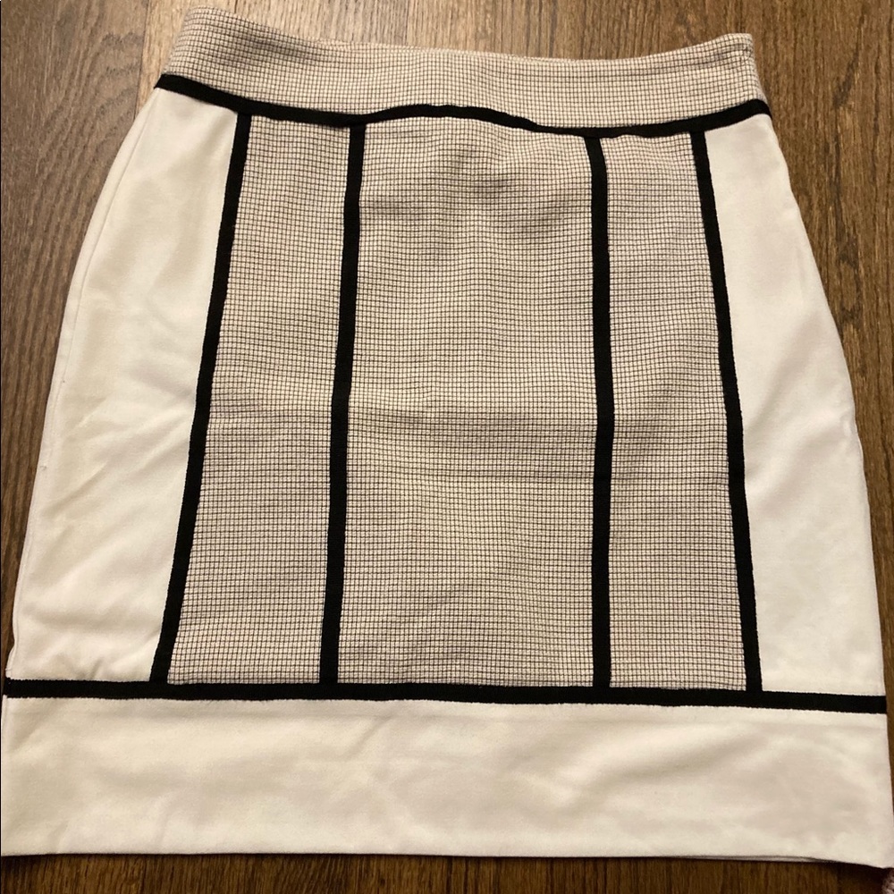 Women’s Ann Taylor factory skirt